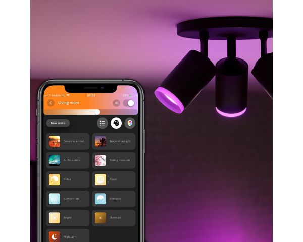 Foco de tres luces FUGATO - Philips Hue - Negro