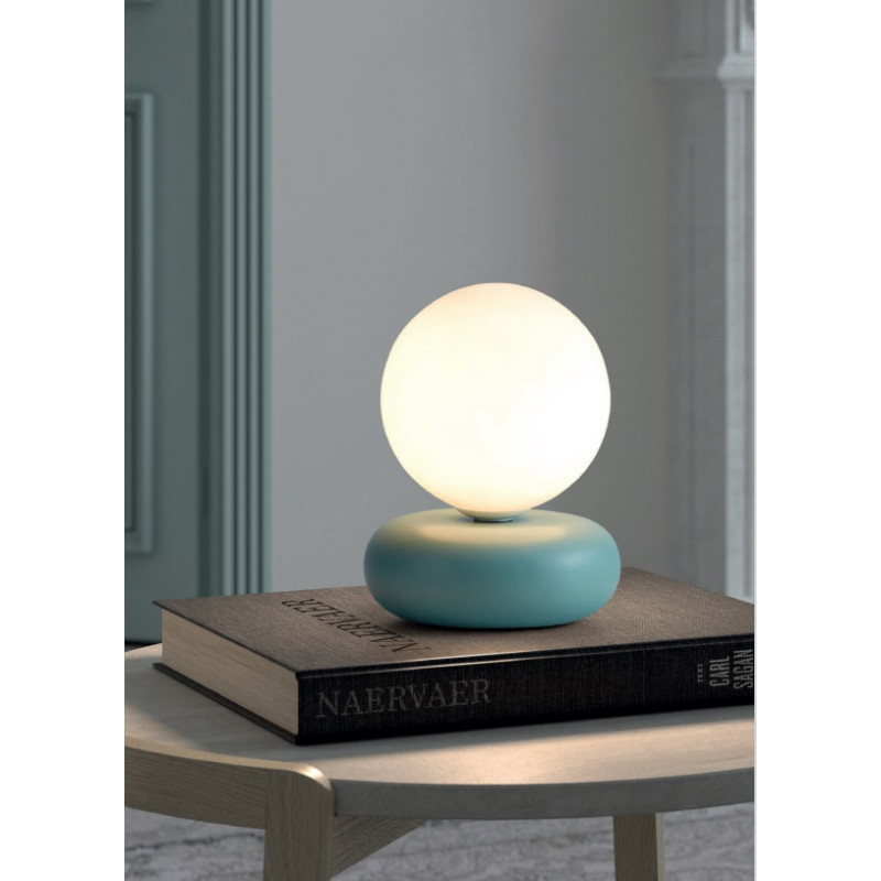 Lámpara de Sobremesa Olivia Verde con Esfera de Cristal Opal | MDC