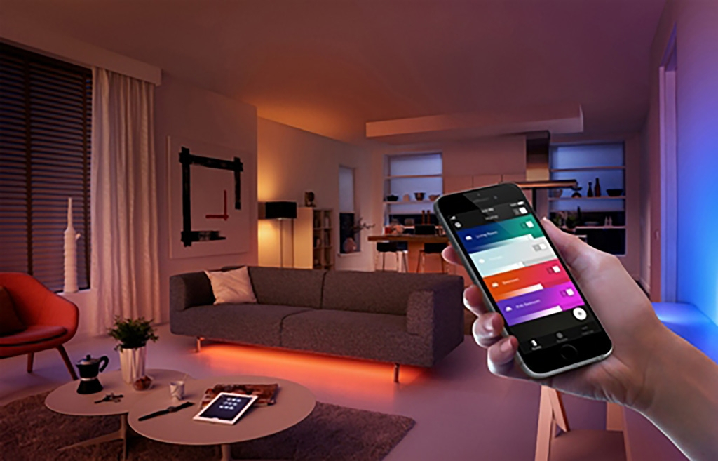Iluminación inteligente en casa: cómo controlar las luces con tu móvil,  paso a paso