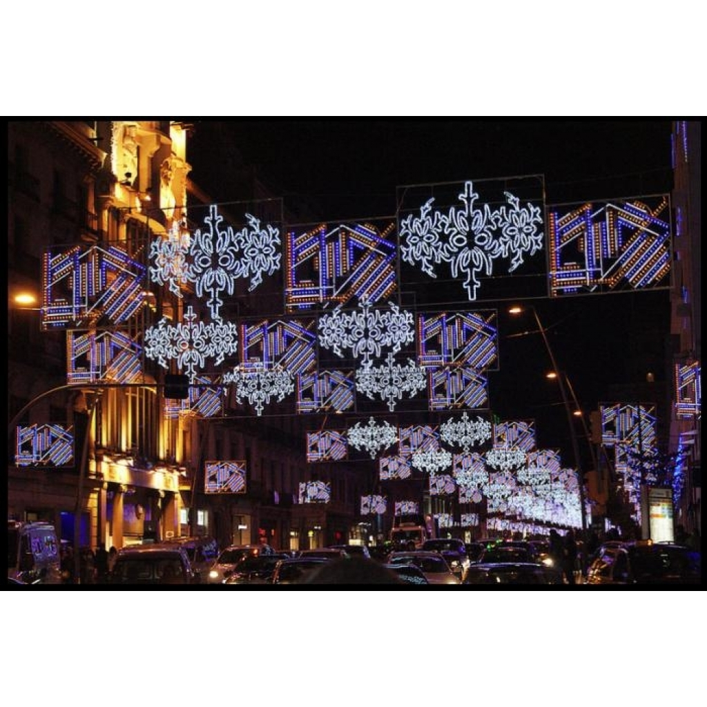 la-iluminacion-de-navidad-ya-se-ha-inaugurado-en-barcelona