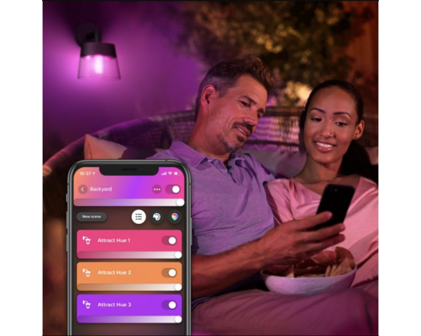 Aplique para exteriores ATTRACT - Philips Hue