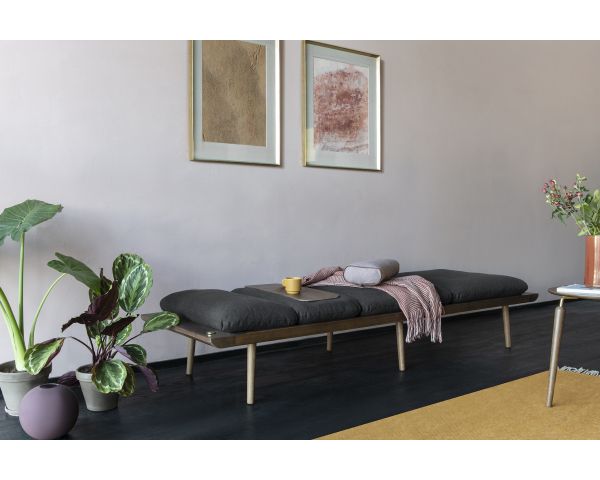 Daybed LOUNGE AROUND - UMAGE - Roble Oscuro