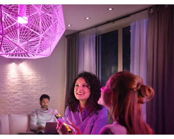 Bombilla inteligente 9W E27 White and Color Ambiance - Philips Hue